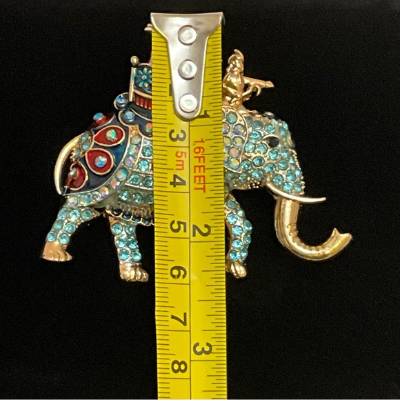 Royal Elephant Brooch Pin Gemstone Rhinestone Golden Plated Enamel Charm Pin - Picture 5 of 6